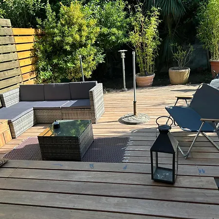 فندق مبيت وإفطار Maison Et Jardin بوكو