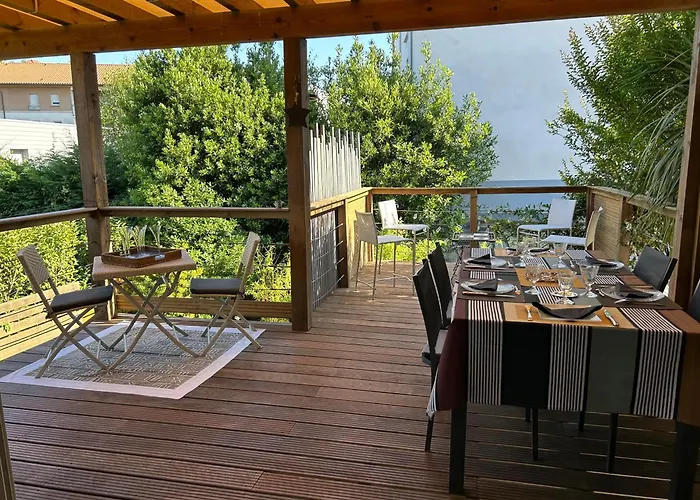 Bed & Breakfast Maison Et Jardin 3*