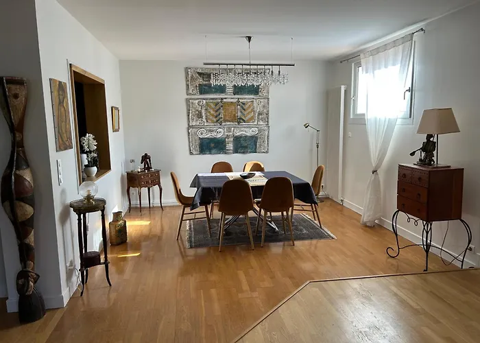 Maison Et Jardin Bed & Breakfast